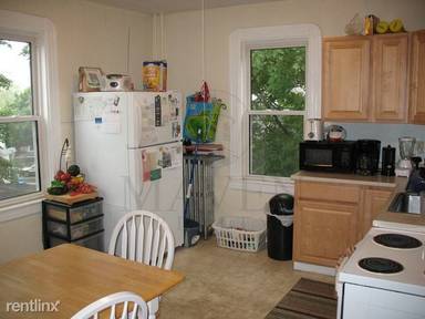 Main picture of 14 Kenwood St