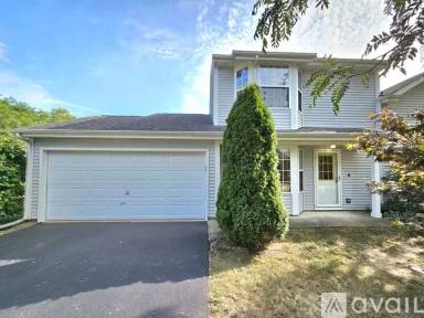 Main picture of 227 Newbury Dr