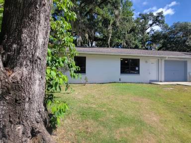 Main picture of 707 NE 26th St