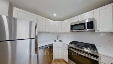 Main picture of 39 Shepard St