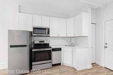 Main picture of 552 W 161st St