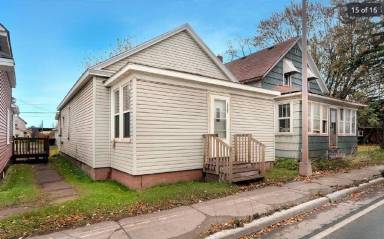 Main picture of 3707 E 2nd St