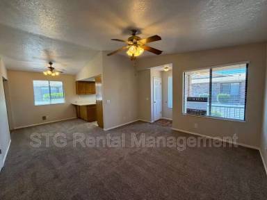 Main picture of 375 S Main St