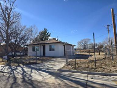 Main picture of 401 River Rd