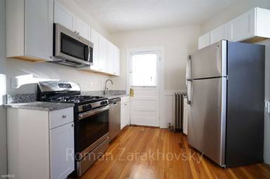 Main picture of 292 Harvard St
