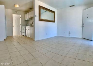 Main picture of 333 SE Martin Ave
