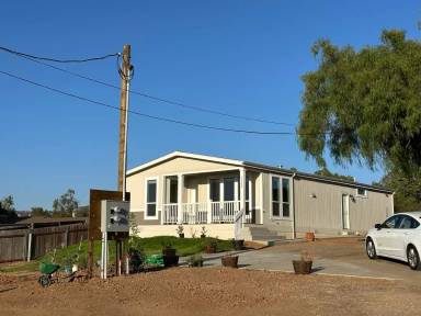Main picture of 1334 Keyes Rd