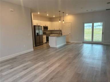 Main picture of 423 Churchill Ct