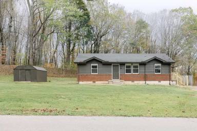 Main picture of 725 Kingsbury Rd