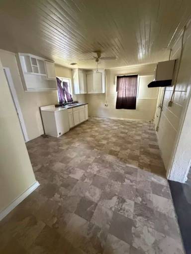 Main picture of 705 Harvey St