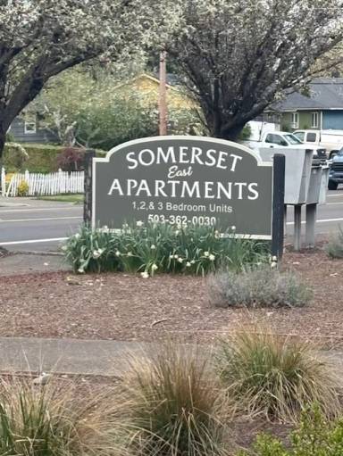 Main picture of 2540 Broadway St NE