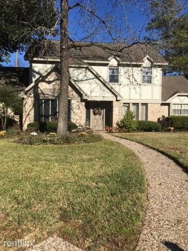 Main picture of 16714 Mandeville Ct