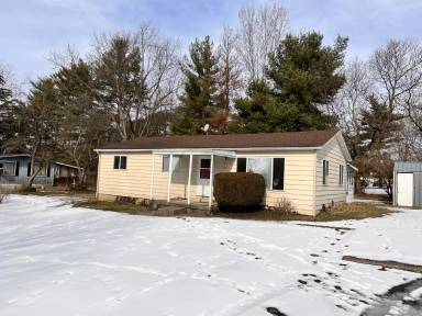 Main picture of 137 E 4th Ave