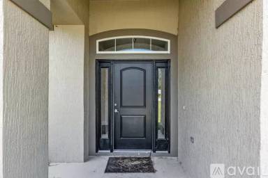 Main picture of 10910 SW 41st Ave