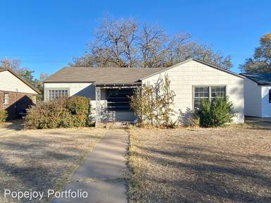 Main picture of 2602 33rd St