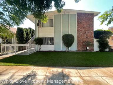 Main picture of 526 W Chestnut St