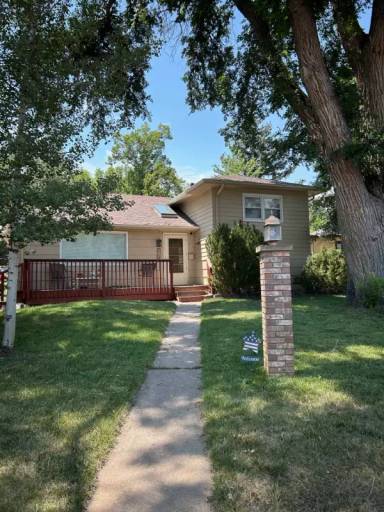 Main picture of 2413 15th Ave
