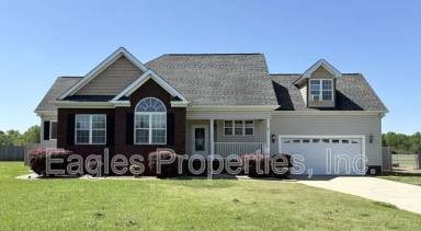 Main picture of 111 Willowbrook Dr