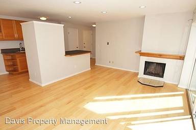 Main picture of 2524 Boyer Ave E