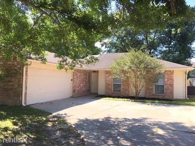 Main picture of 5510 Lynngate Dr