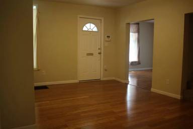 Main picture of 410 E Park St