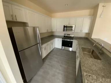 Main picture of 192 Erie Blvd