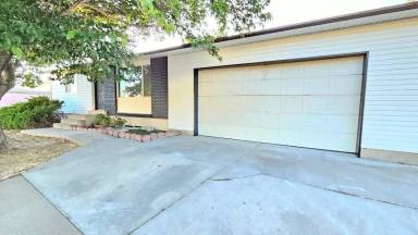Main picture of 3797 S Armoridge Dr