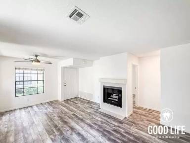 Main picture of 10303 Azuaga St