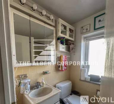 Main picture of 36 Dighton St