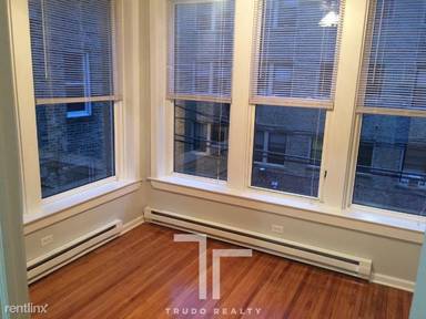 Main picture of 1456 W Fargo Ave