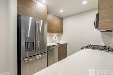 Main picture of 1593 Broadway