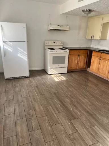 Main picture of 901 S 15th St