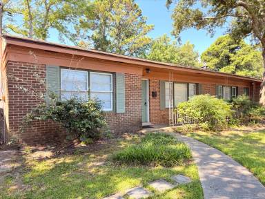 Main picture of 639A Windermere Blvd