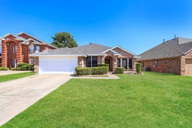Main picture of 2100 Cantura Dr