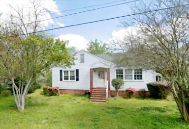 Main picture of 420 Hillcrest St