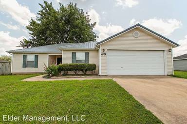 Main picture of 609 McClure Ave