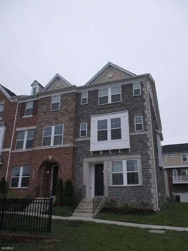 Main picture of 502 Cobbler Pl