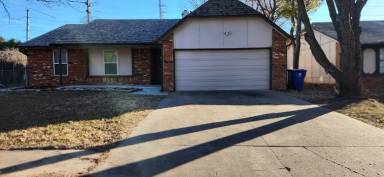 Main picture of 4321 W Reno St