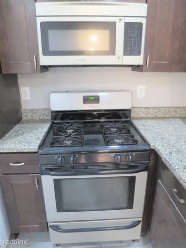 Main picture of 9 Upland Rd