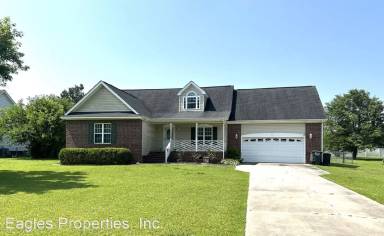 Main picture of 604 Adler Ln