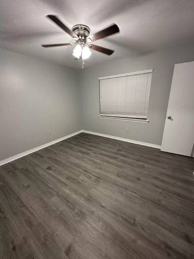 Main picture of 16310 South Blvd
