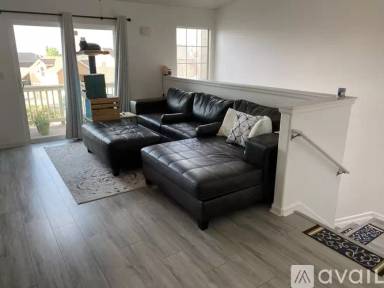 Main picture of 1535 Monterey Rd