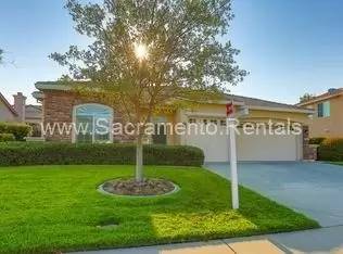 Main picture of 4335 Lakebreeze Dr