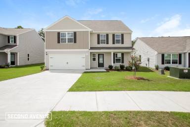 Main picture of 304 Sundew Rd