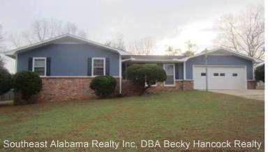 Main picture of 523 Victoria Dr