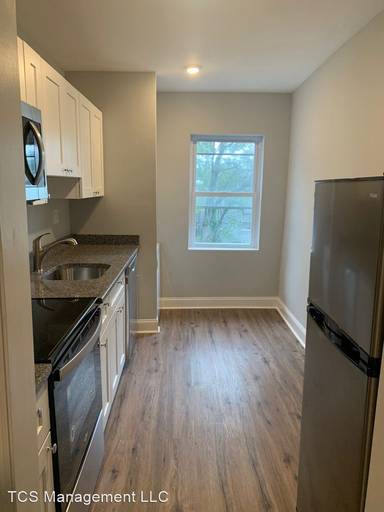 Main picture of 2037 Mount Vernon St