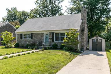 Main picture of 150 Saint James Dr
