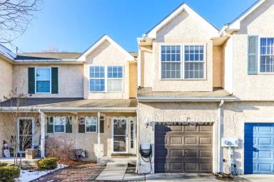 Main picture of 6 Timbercrest Dr