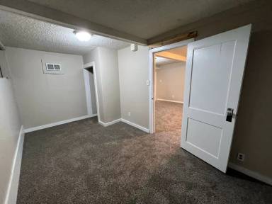 Main picture of 1709 Laramie St