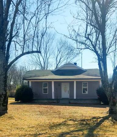 Main picture of 121 Dunn Fall River Rd